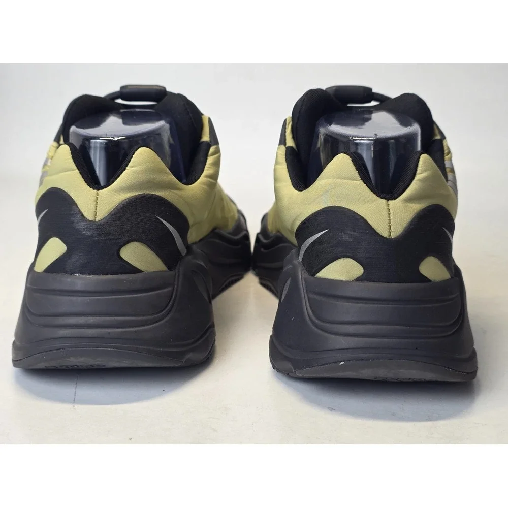 Adidas Yeezy 700‎ MNVN Men's Sneakers Size 8 Green Black Resin Boost Shoes